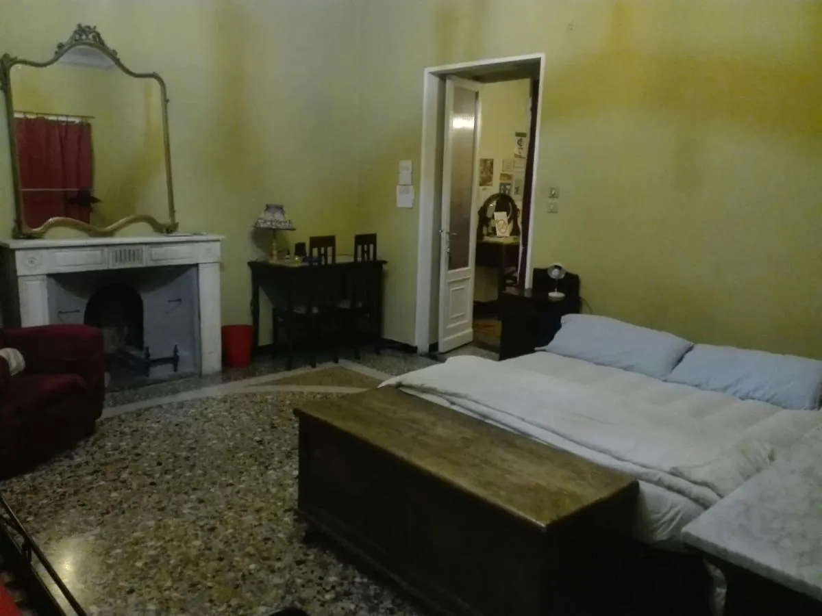 Bed & Breakfast B&B Bandabrisca Genoa Italy